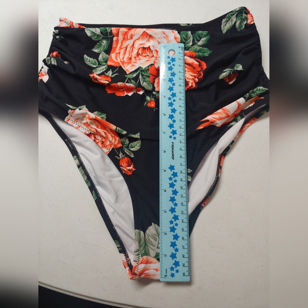 B2G1 FREE! Cupshe High Waisted Floral Bikini Bottoms - Picture 8 of 9